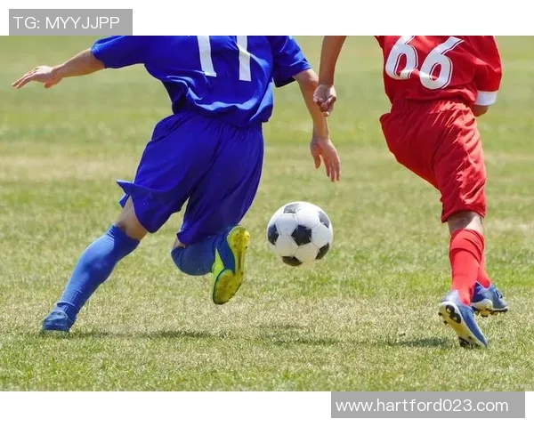 足球场上的传奇人物过人如麻的明星球员们的精彩瞬间与辉煌成就 足球场上的传奇人物过人如麻的明星球员们的精彩瞬间与辉煌成就