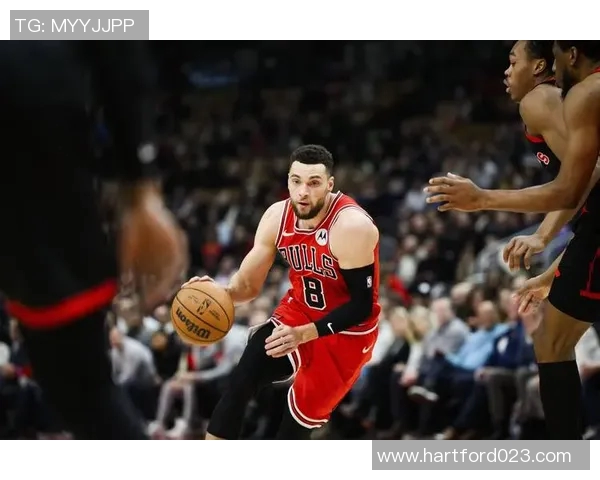 2001年76人对决雄鹿的经典对抗赛回顾与分析