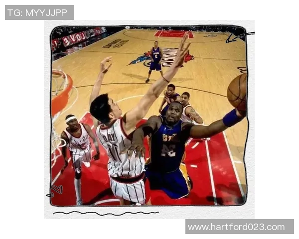 足坛巨星与篮球传奇的巅峰对决谁更具影响力与魅力